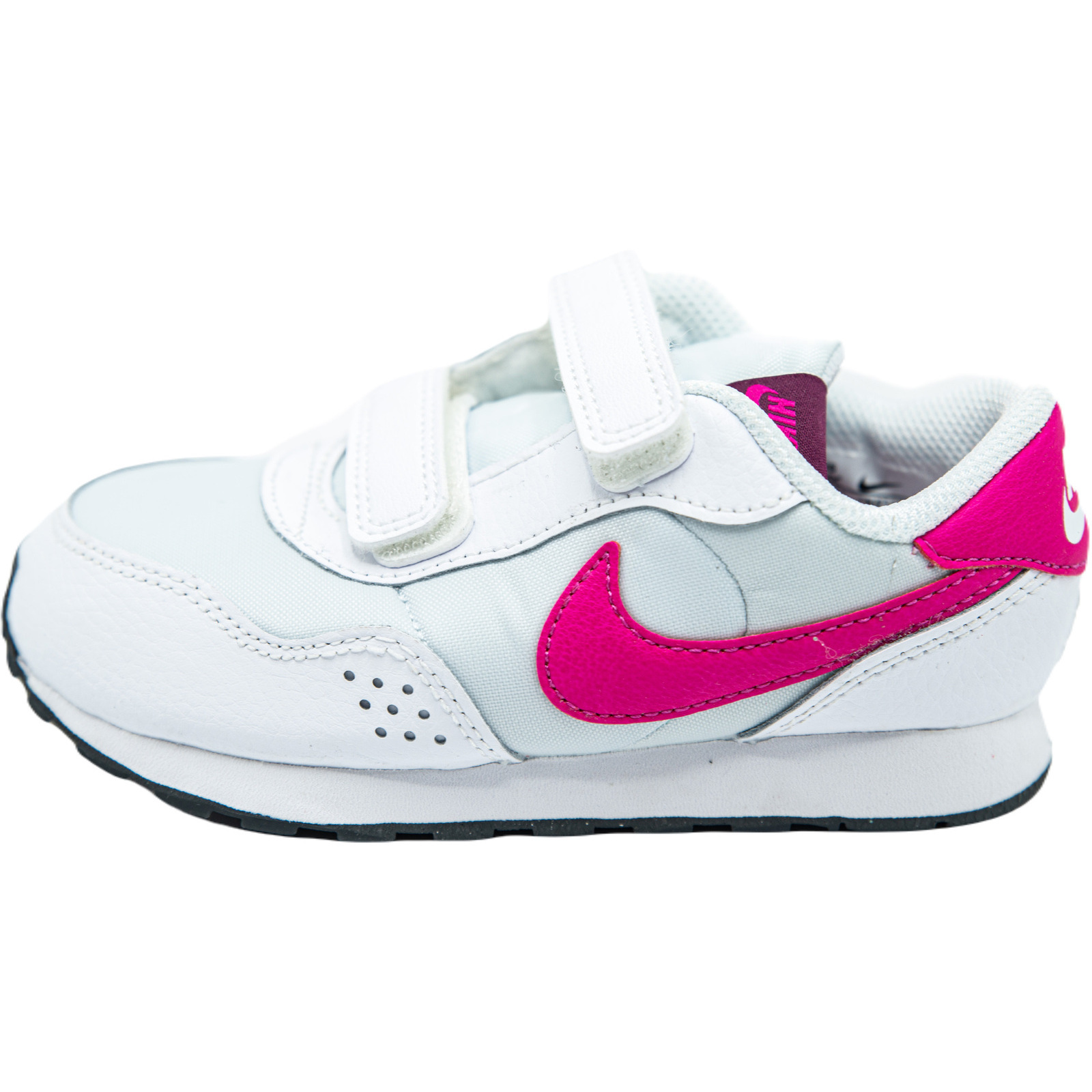 Nike md runner sales 26